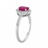 Anillo fancy en oro blanco con Rubí oval natural