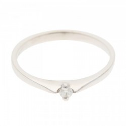 Anillo clásico en Oro blanco de 14K con un diamante de 0.05 ct