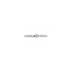 Anillo solitario con diamante de 0.04 CT