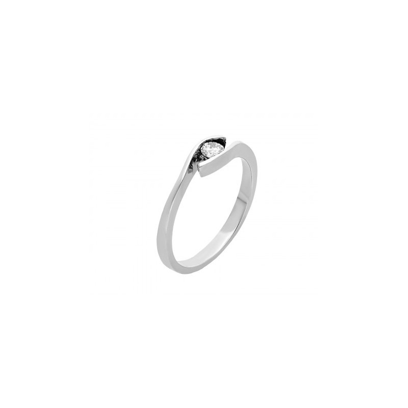 Anillo solitario en Oro blanco y diamante central 0.11 ct
